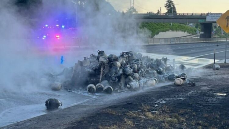 Interstate 5 was closed after a truck caught fire early on June 18 (PF&R)