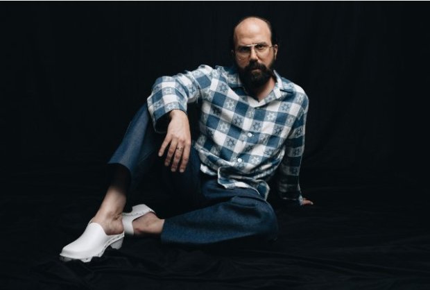 Hollywood actor Brett Gelman, who is known for his roles in the BBC's "Fleabag" and Netflix's "Stranger Things," believes his event at The Book Stall in Winnetka is due to his outspoken support of Israel. Photo by David Simon Dayan.- Original Credit: Handout
