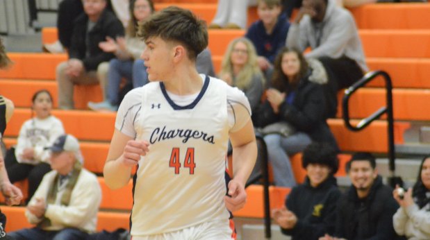 Stagg's Domas Narcevicius takes a breather against Lemont during a nonconference game on Wednesday, Jan. 31, 2024. (Jeff Vorva / Daily Southtown)