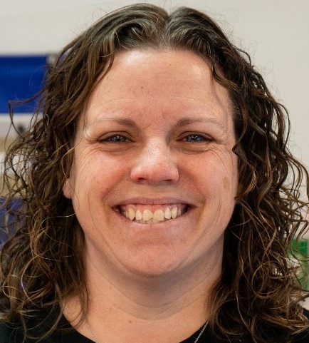 Aimee Legatzke, a teacher at Fox Meadow Elementary School in South Elgin, is among the finalists for the Golden Apple Award for Excellence in Teaching. (School District U-46)