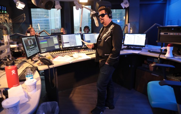 Erich "Mancow" Muller is on the morning radio show at WLS 890 AM in Chicago on May 2, 2019. (Antonio Perez/ Chicago Tribune)