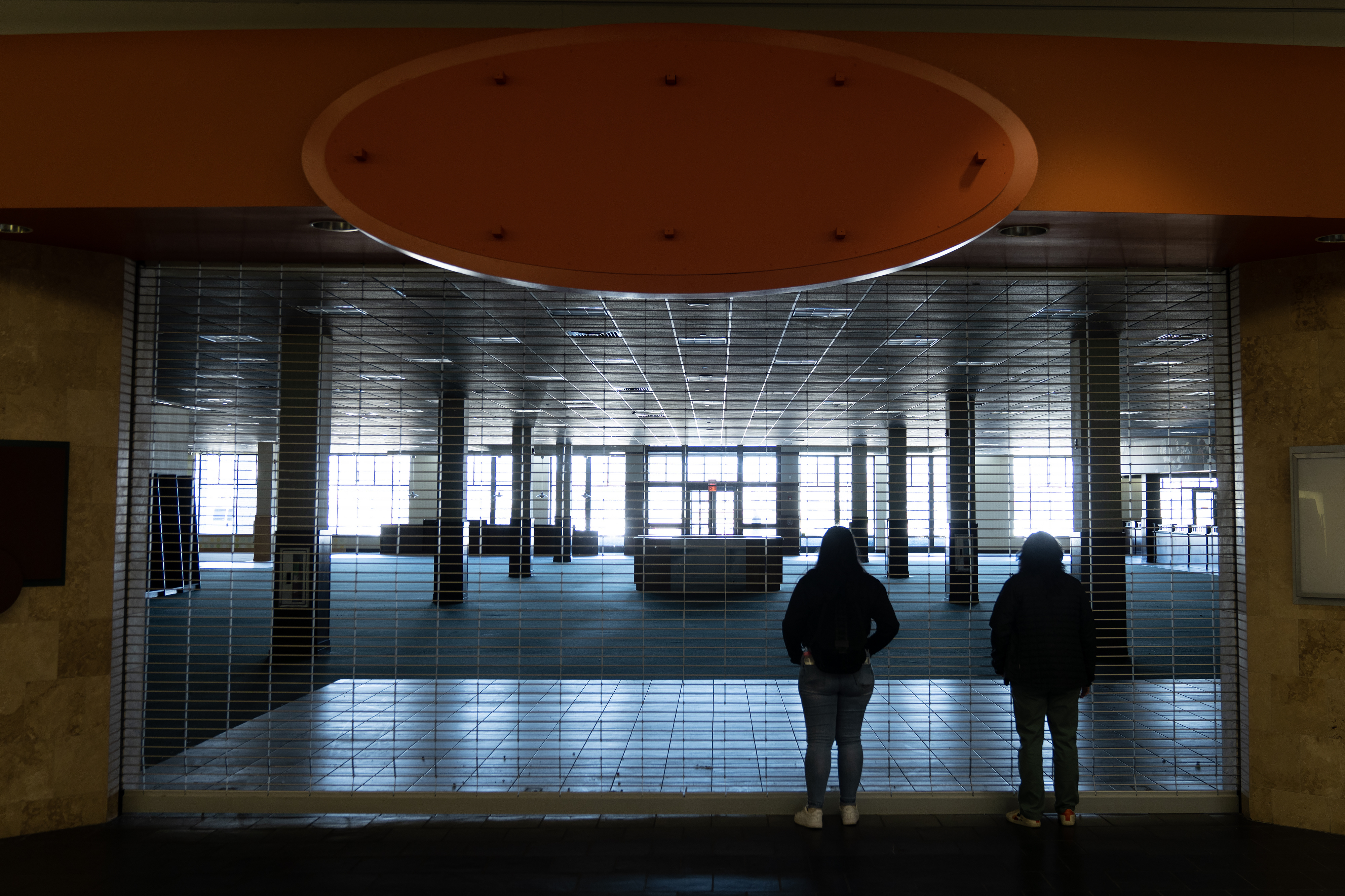 Shoppers take a last look at the Spring Hill Mall in West Dundee on March 20, 2024, which is closing after 43 years. (E. Jason Wambsgans/Chicago Tribune)