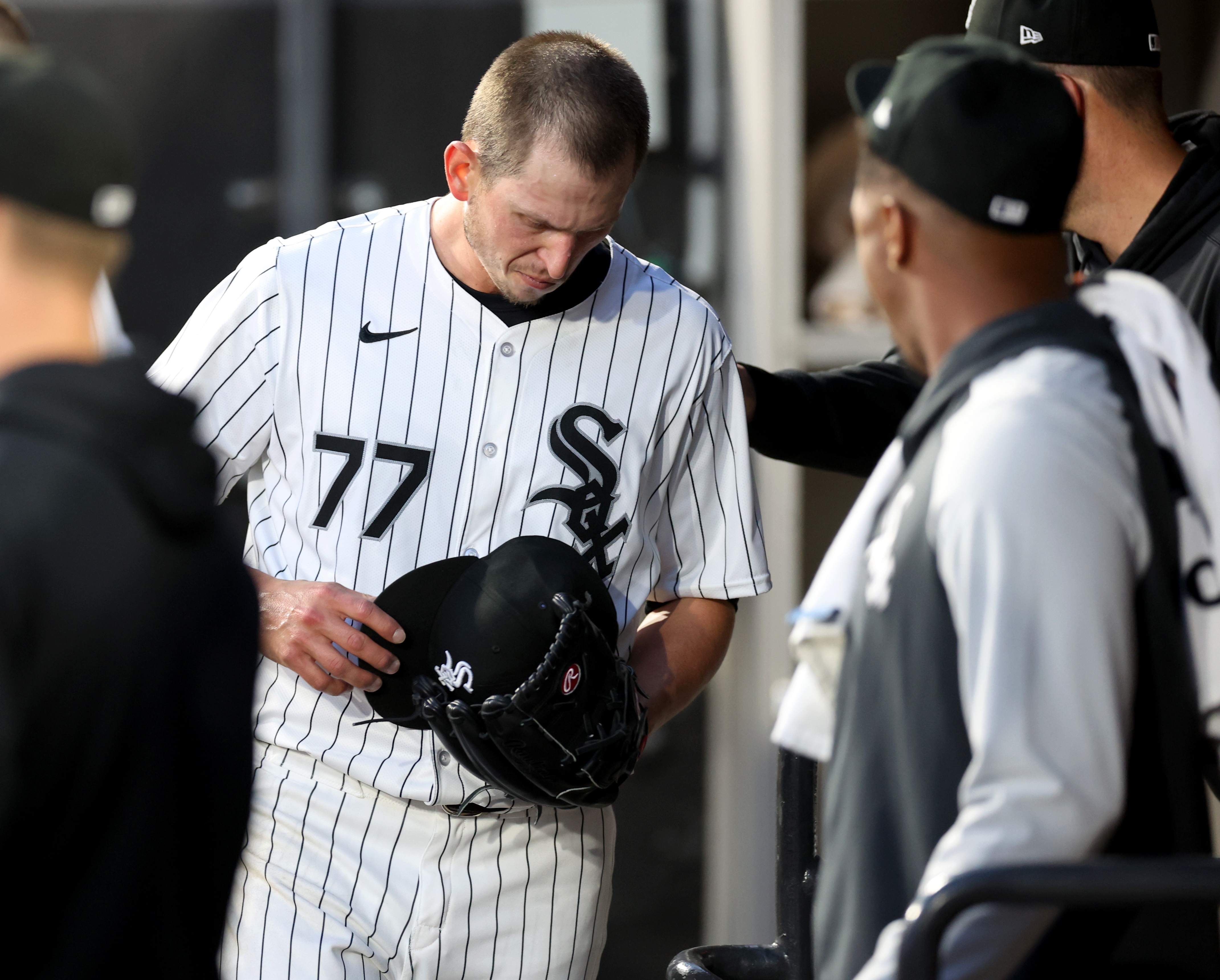 White Sox starting pitcher Chris Flexen heads to the locker room after being pulled from a game against the Reds in the third inning on April 12, 2024, at Guaranteed Rate Field. (Chris Sweda/Chicago Tribune)