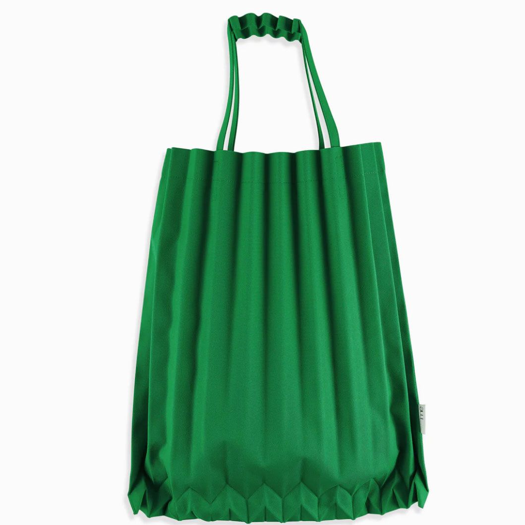 me ISSEY MIYAKE Recycled Polyester Trunk Pleats Bag