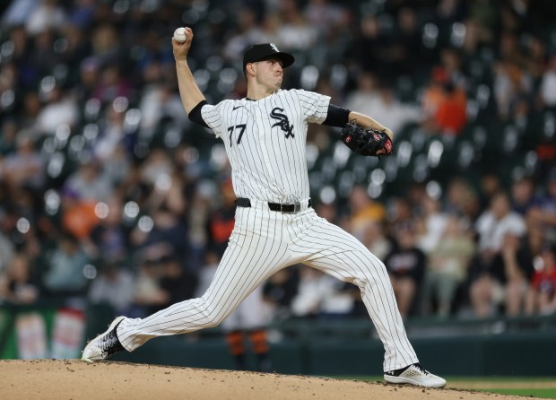 White Sox pitcher Chris Flexen throws against the Orioles in the fourth inning at Guaranteed Rate Field on May 24, 2024, in Chicago. (John J. Kim/Chicago Tribune)