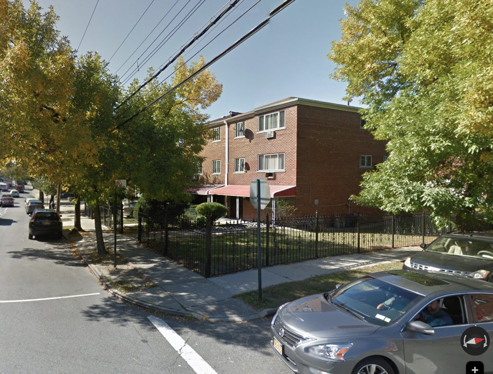 A photo of an intersection in the Bronx where three men struck another man in the head with a metal bat and ran off with $10,000, per police.