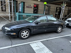 Oldsmobile Aurora