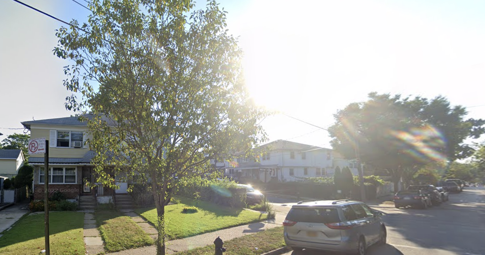 A photo of Colden Street and Kalmia Avenue in Flushing